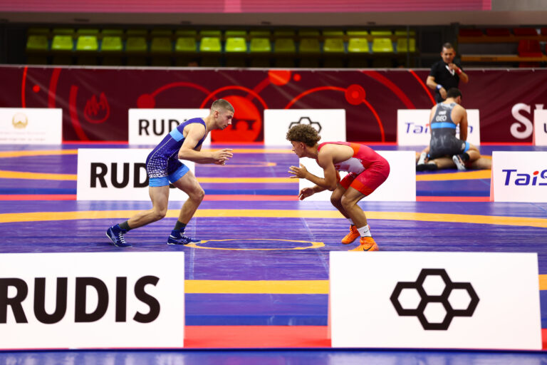 60kg FS - Pavlos Ntiantiadis (GRE) df. Morris Kron (SUI)