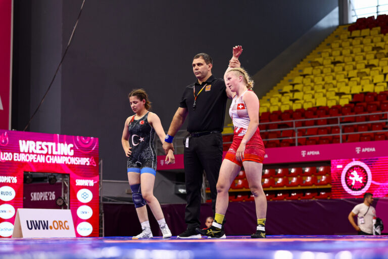55kg WW - Anja Epp (SUI) df. Elif Atakan (TUR)
