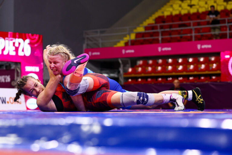 55kg WW - Anja Epp (SUI) df. Milica Perovic Sekulovic (SRB)