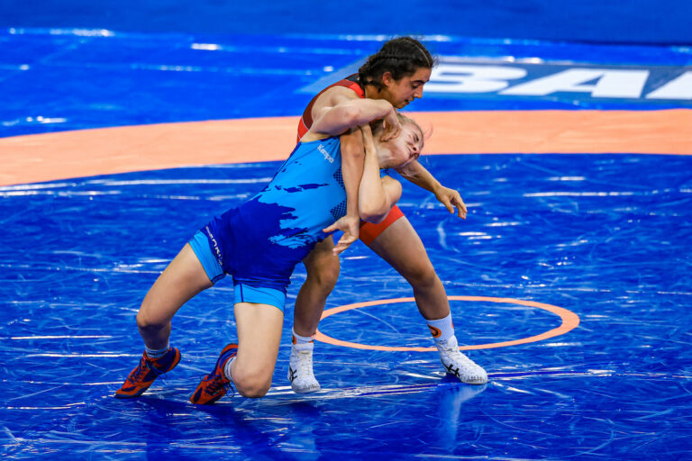 57kg WW - Delia Gisler (SUI) df. Garatel Guliyeva (AZE)