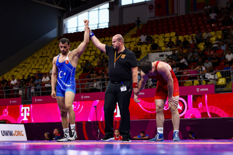 92kg FS - Eyyup Cetin (TUR) df. Jacek Adam Fudalej (SUI)